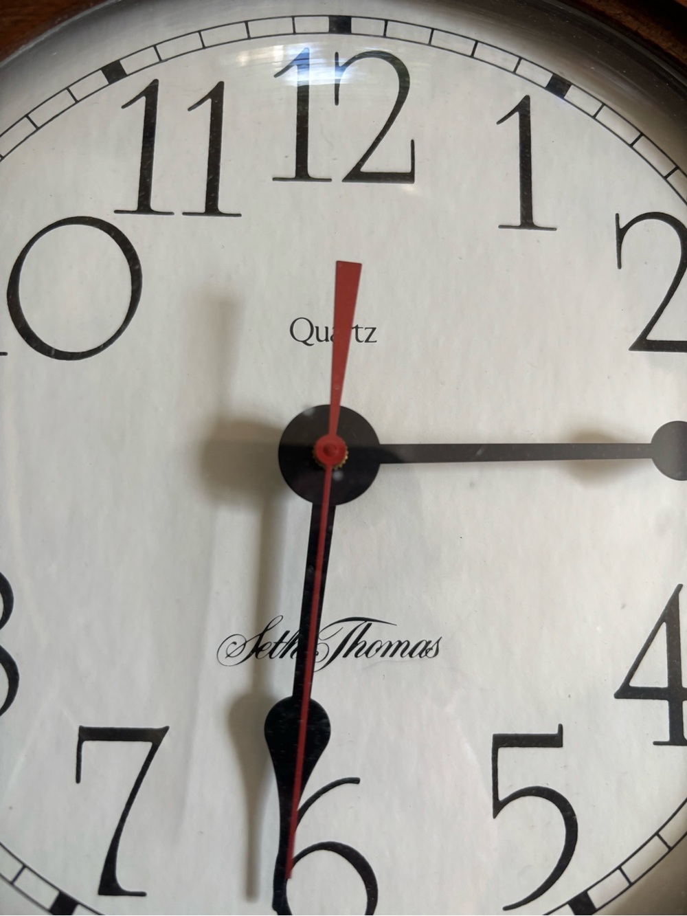 Vintage Seth Thomas Analog Wall Clock Sculpted Octagonal Wood Frame WORKS - Picture 3 of 11